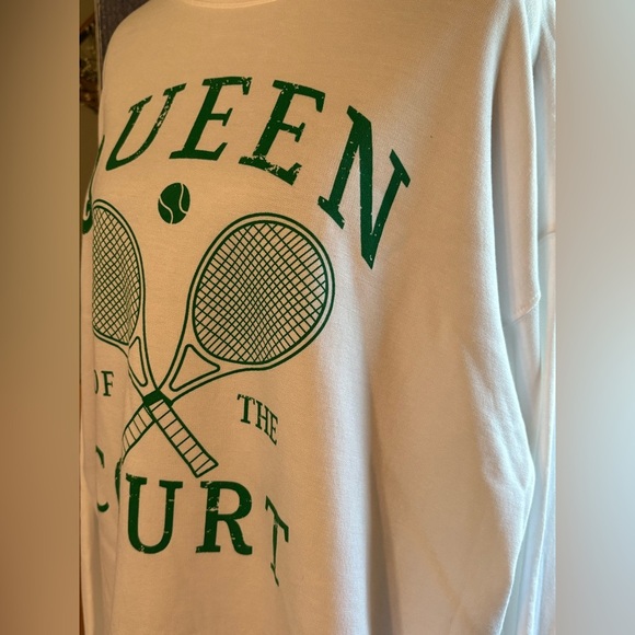 Green Envelope White Crew Neck Sweater Queen of the Court NWT size L SUPER SOFT - Picture 2 of 11